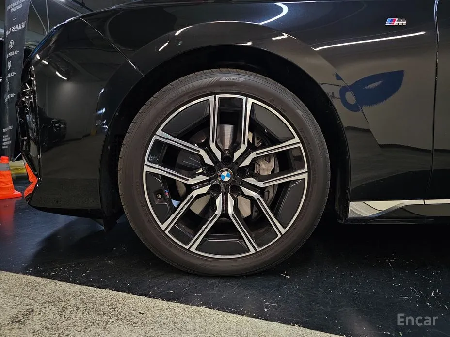 Фото 6 - BMW 7 Series