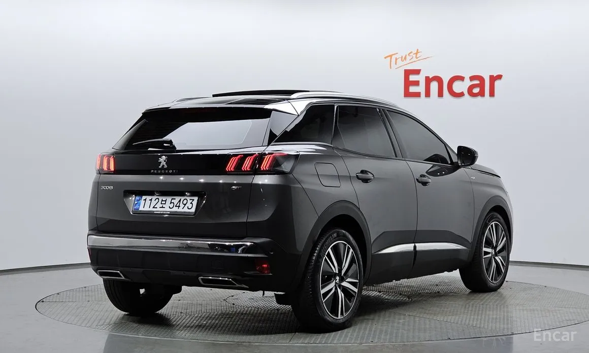 Фото 2 - Peugeot 3008