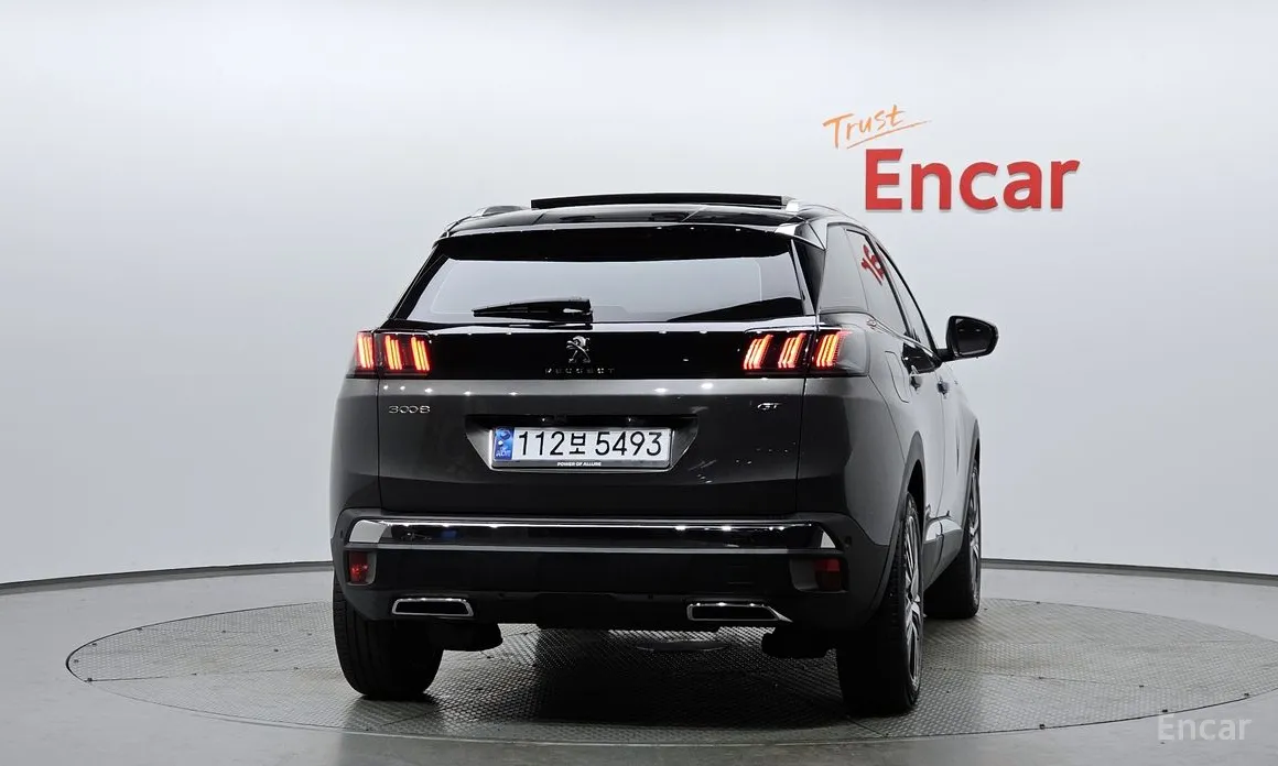 Фото 4 - Peugeot 3008