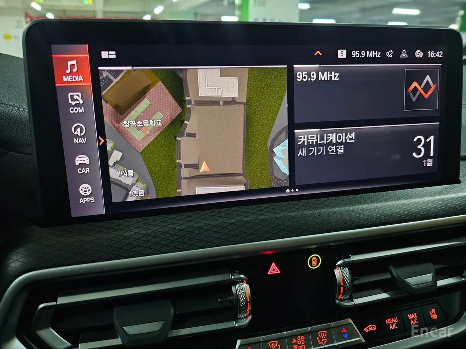 Фото 17 - BMW X4