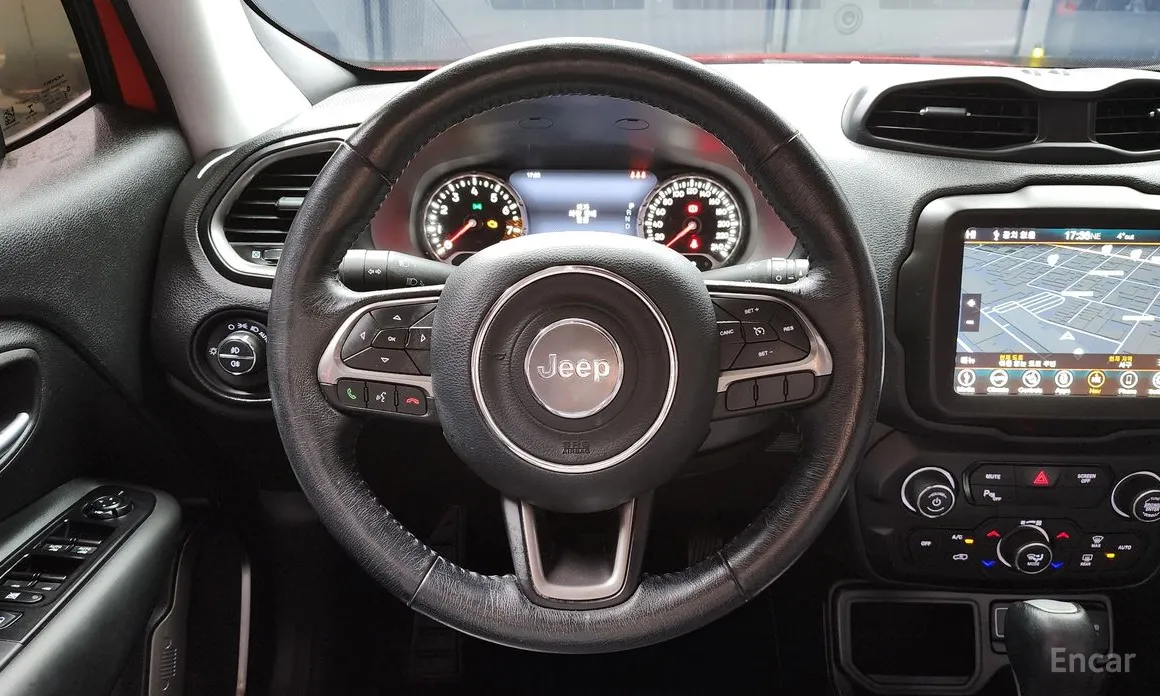 Фото 13 - Jeep Renegade