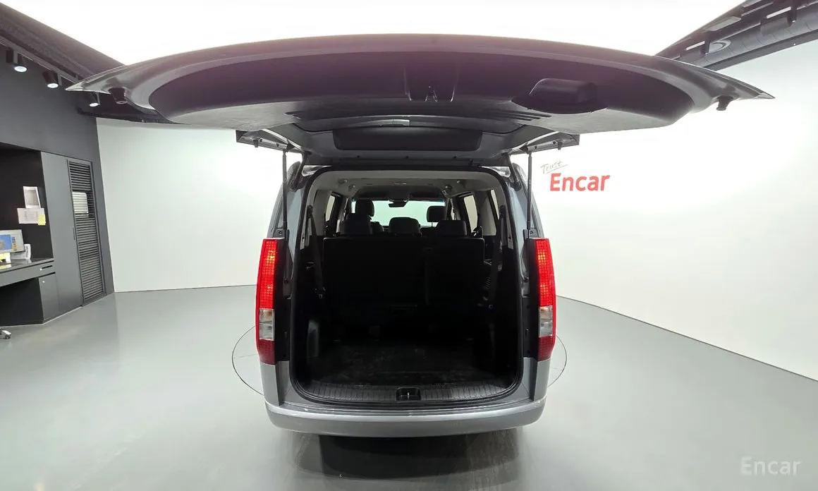 Фото 20 - Hyundai Staria