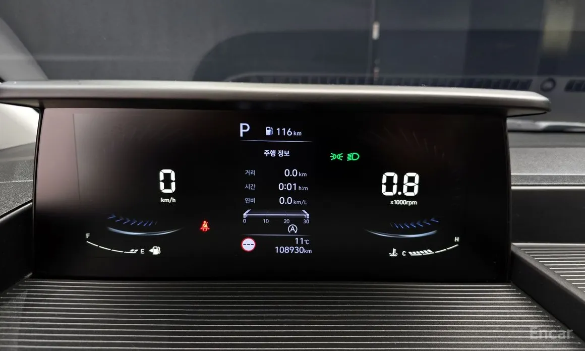 Фото 8 - Hyundai Staria