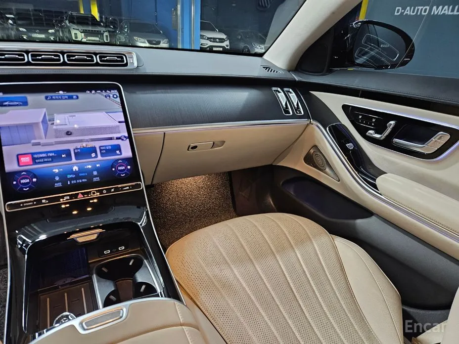 Фото 8 - Mercedes-Benz S-Class