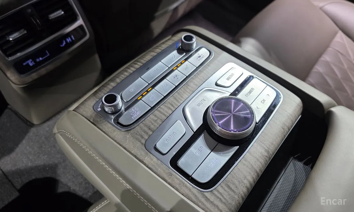 Фото 19 - Kia K9