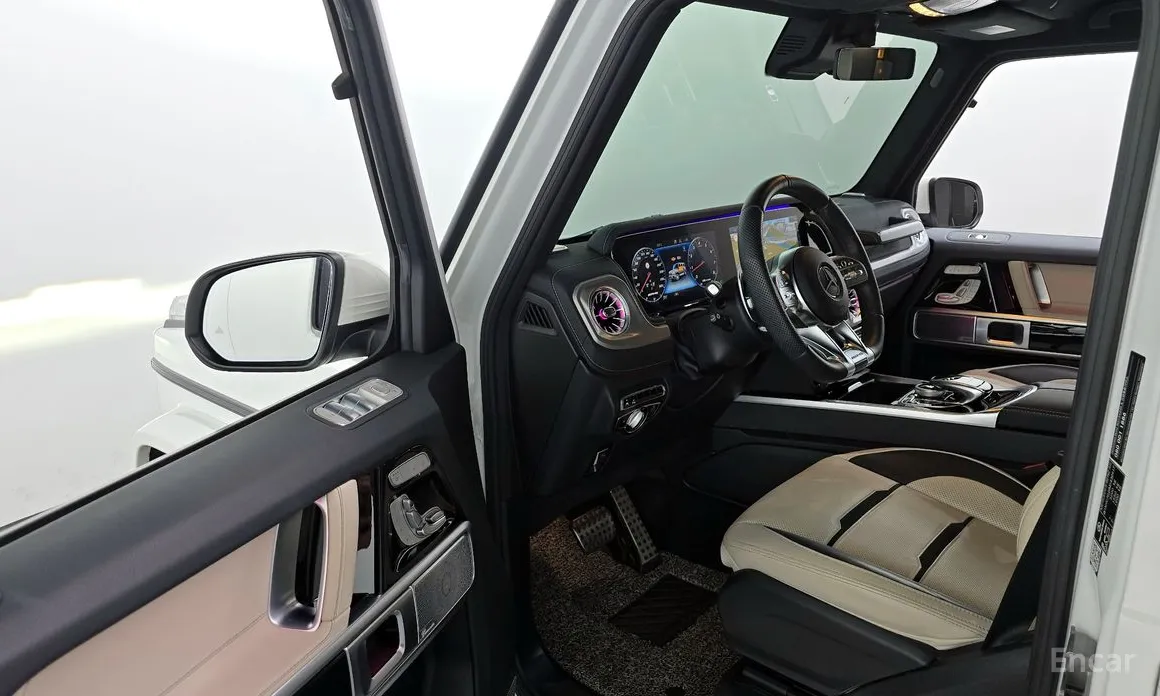 Фото 10 - Mercedes-Benz G-Class