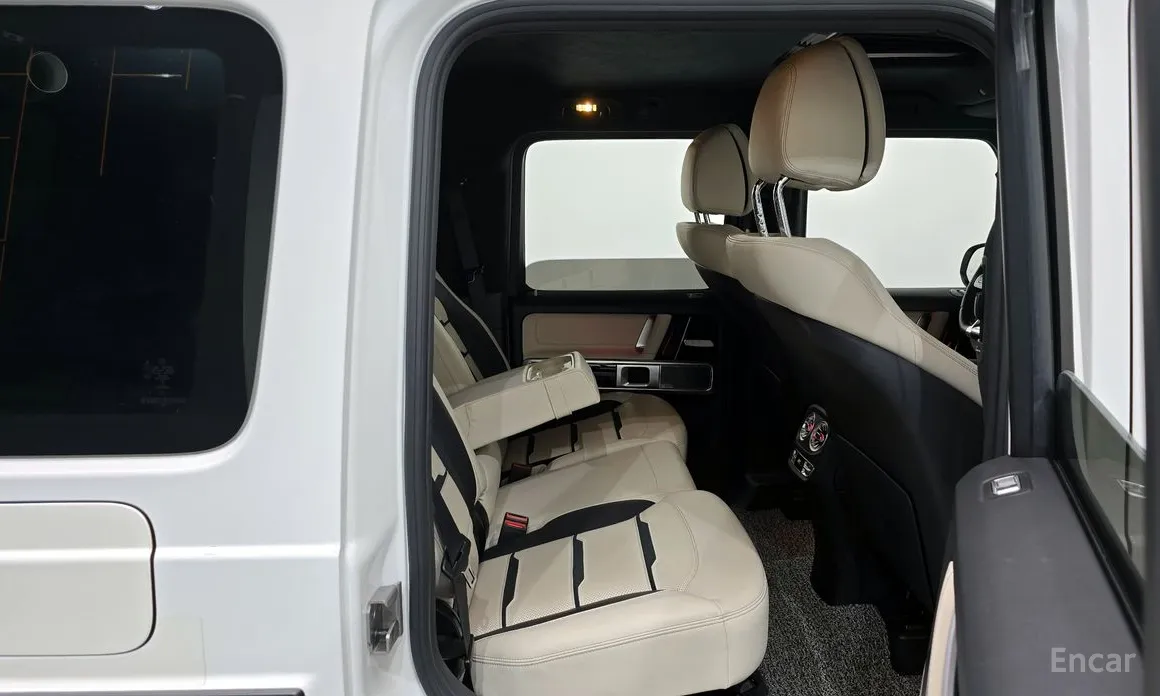 Фото 12 - Mercedes-Benz G-Class