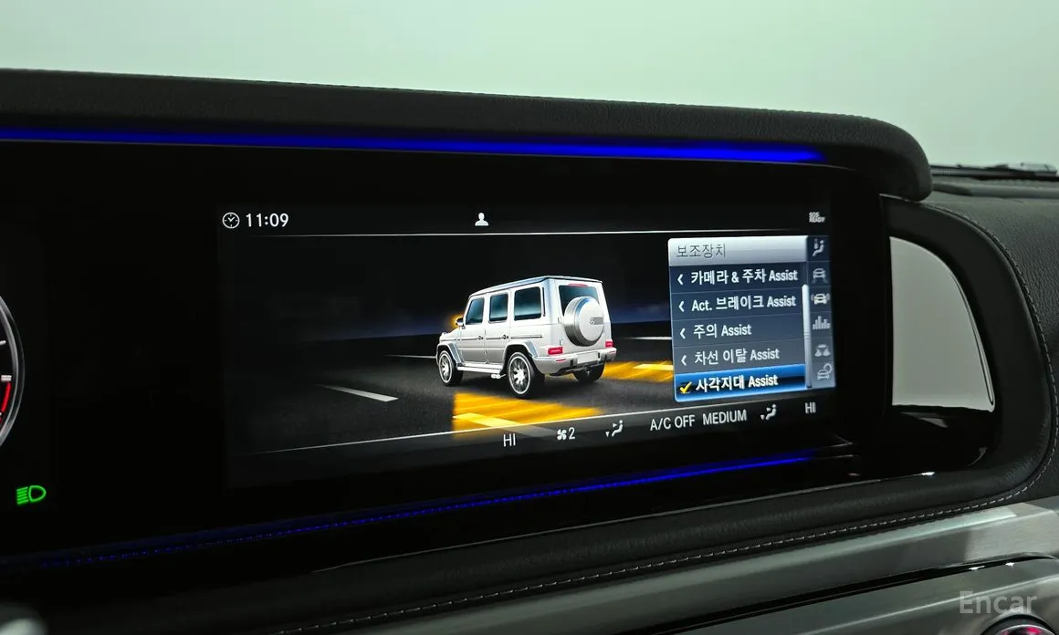 Фото 16 - Mercedes-Benz G-Class