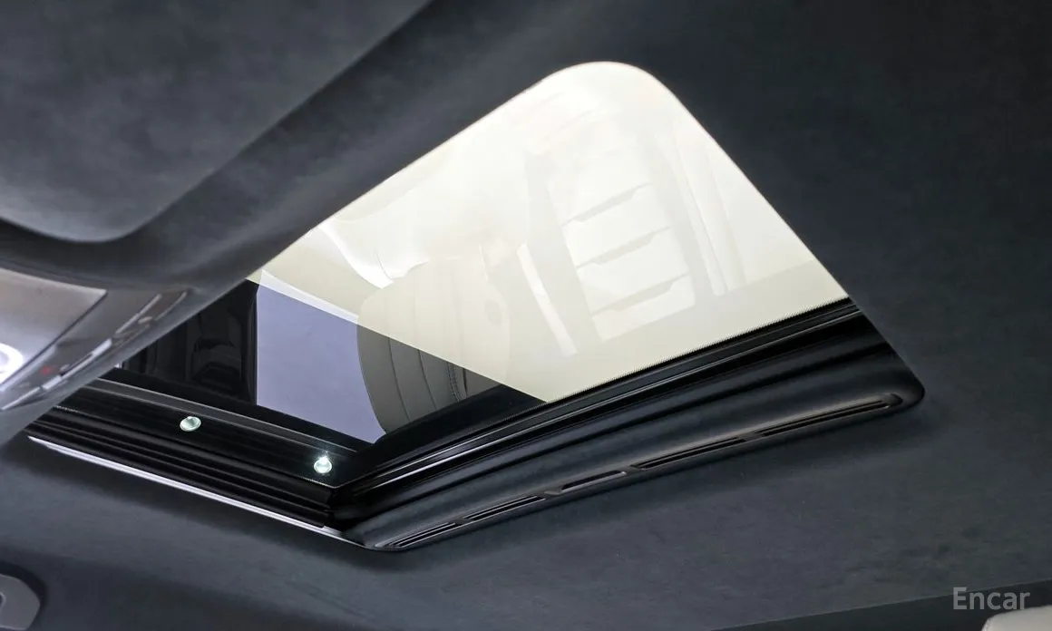 Фото 18 - Mercedes-Benz G-Class