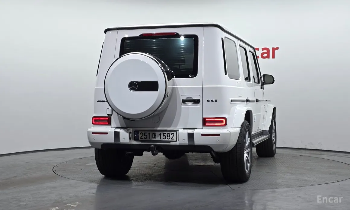 Фото 4 - Mercedes-Benz G-Class