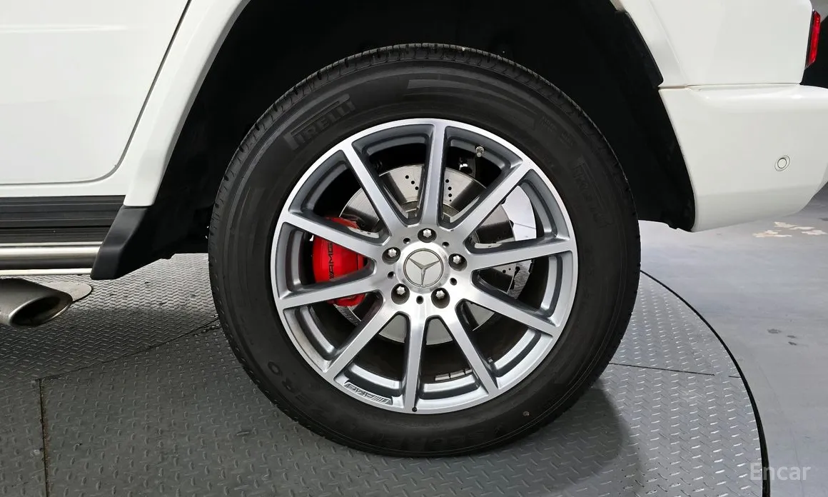 Фото 5 - Mercedes-Benz G-Class