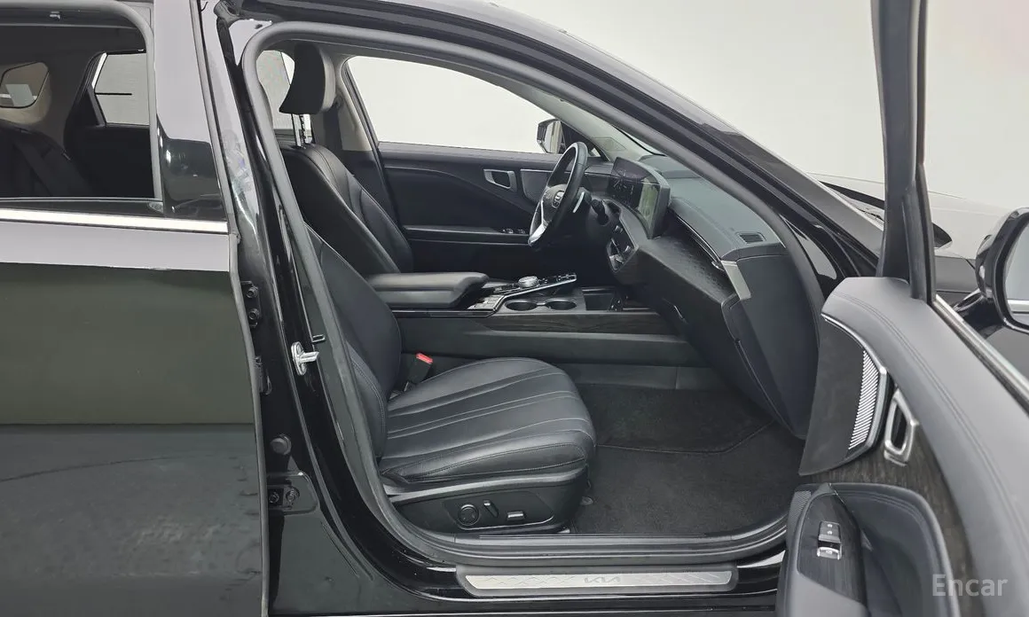 Фото 11 - Kia K8
