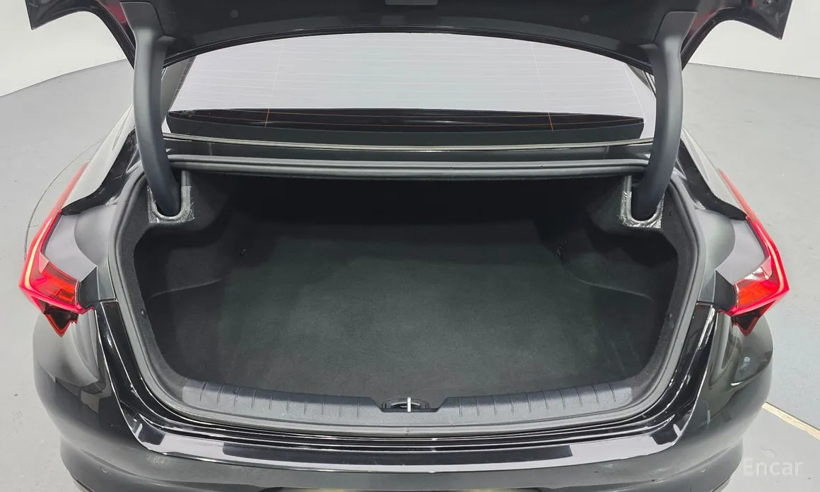 Фото 20 - Kia K8