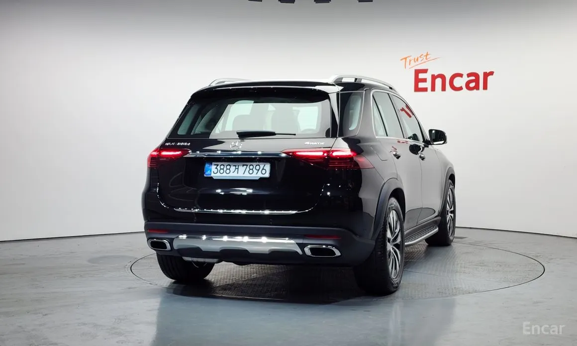 Фото 4 - Mercedes-Benz GLE-Class