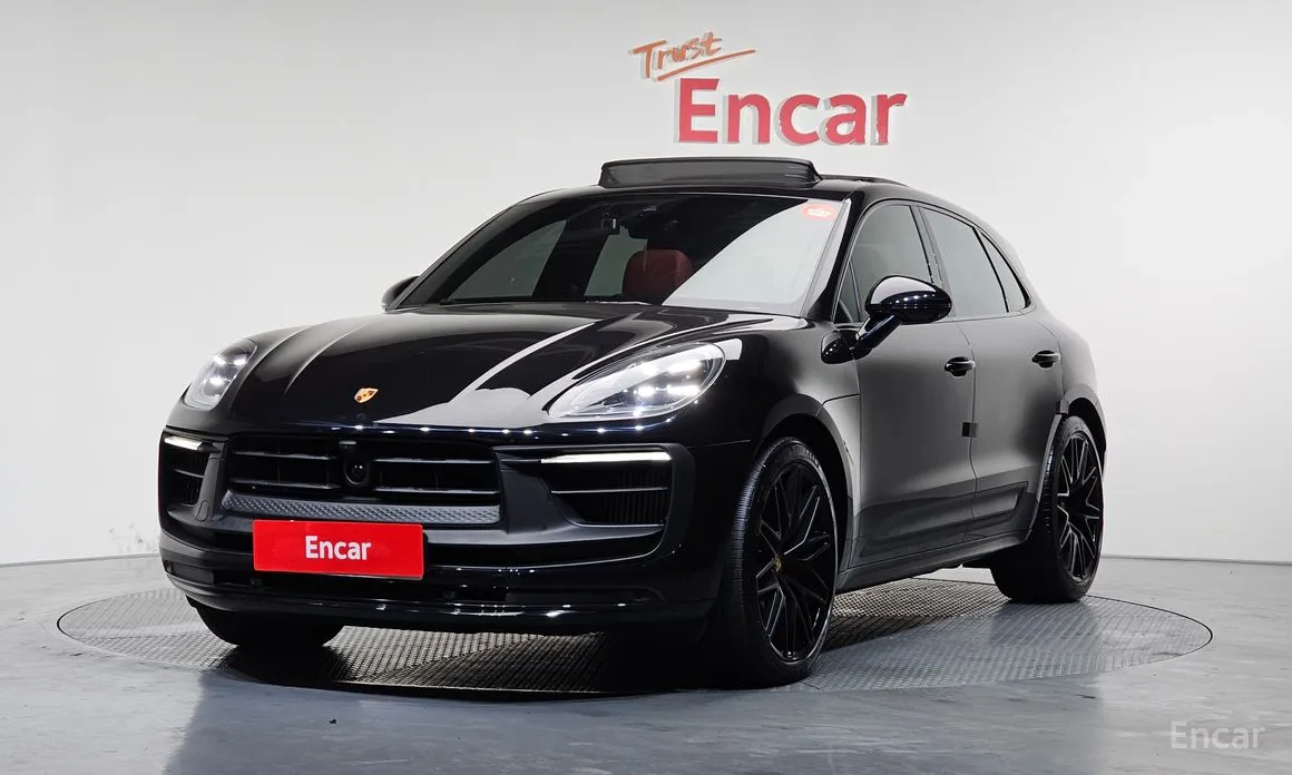 Фото 1 - Porsche Macan