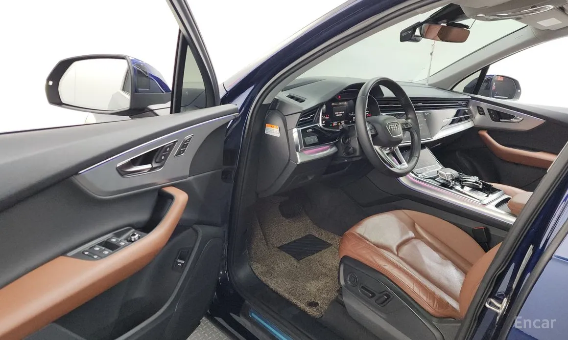 Фото 10 - Audi Q7