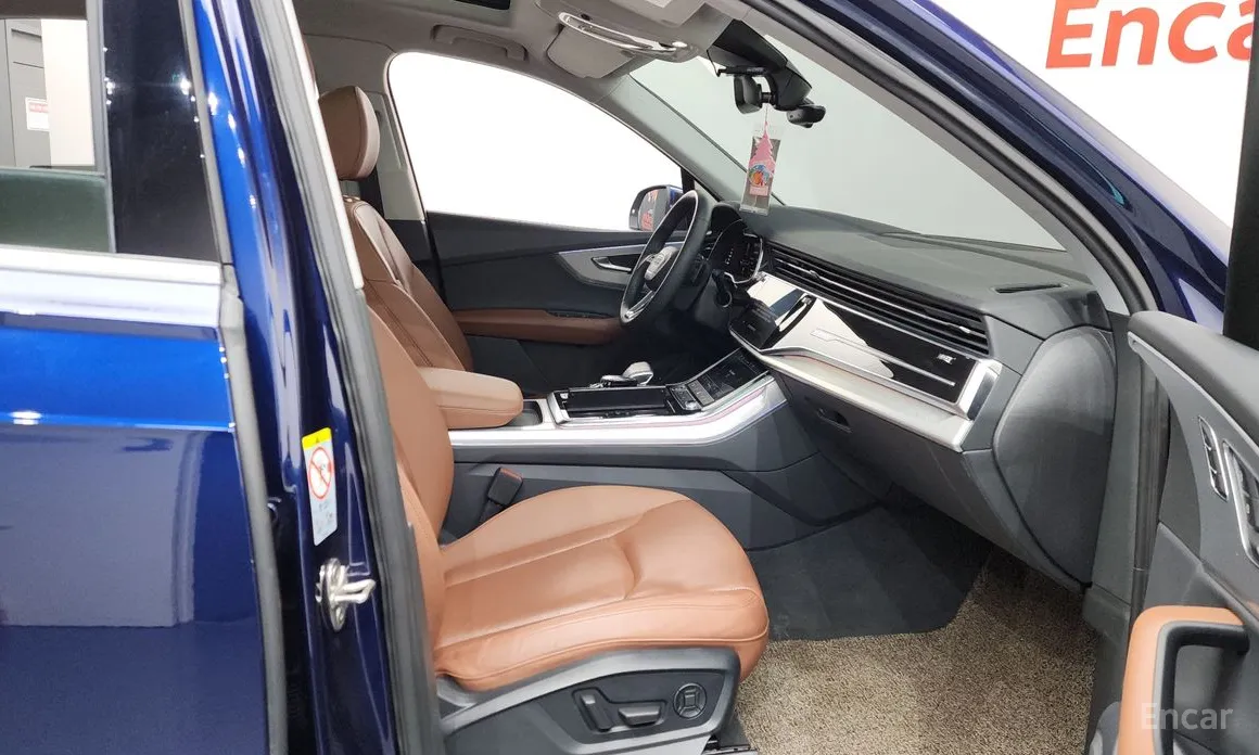 Фото 11 - Audi Q7