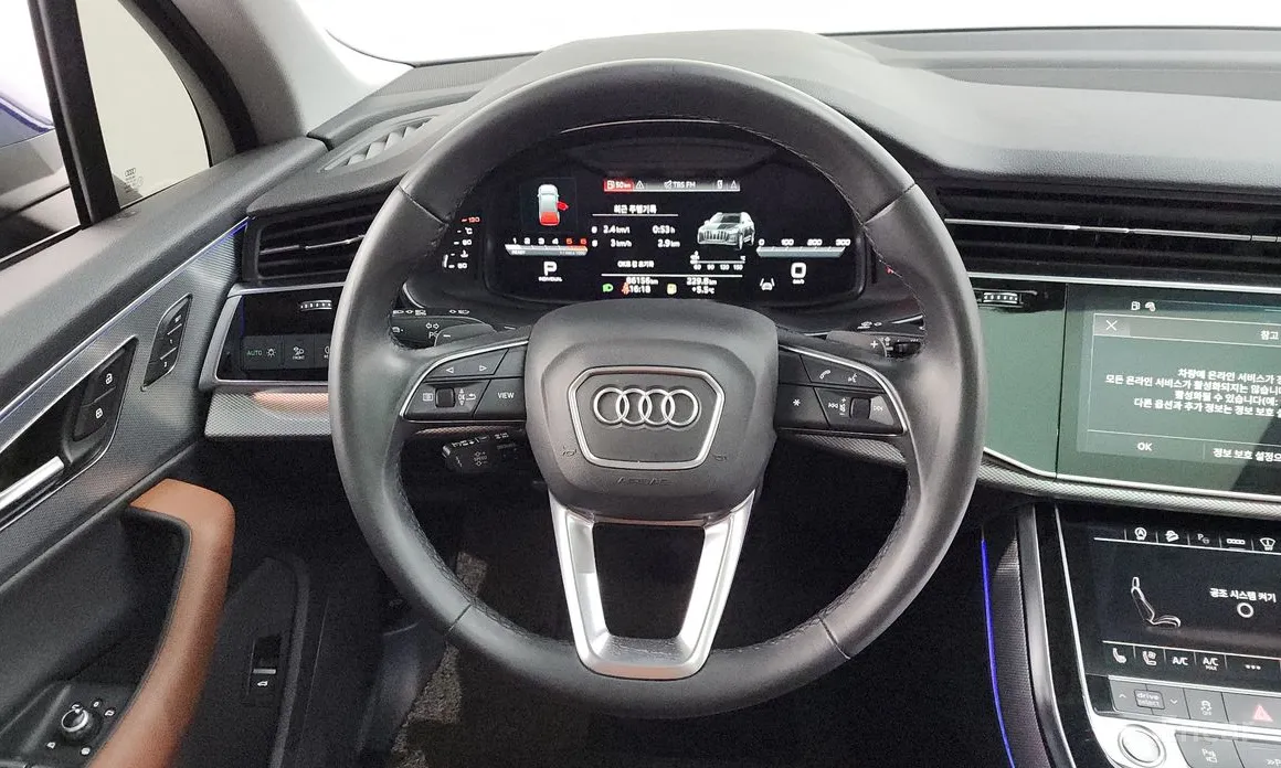 Фото 13 - Audi Q7