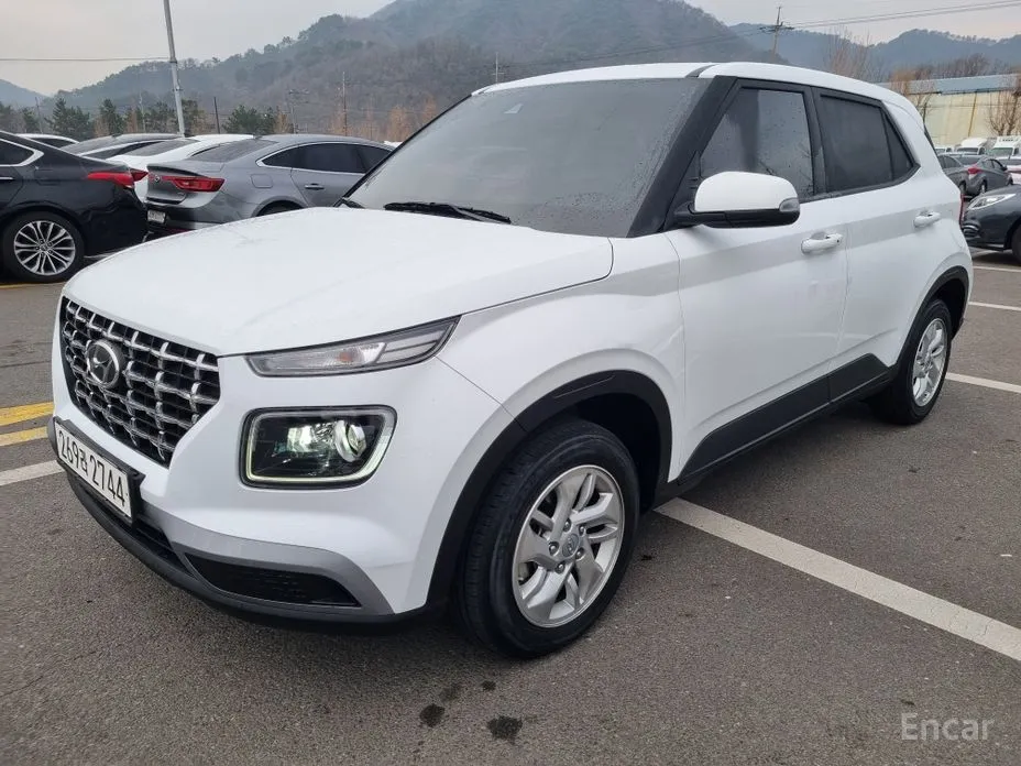 Фото 1 - Hyundai Venue