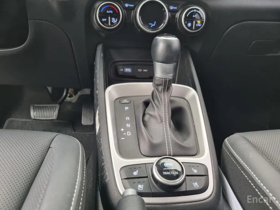 Фото 11 - Hyundai Venue