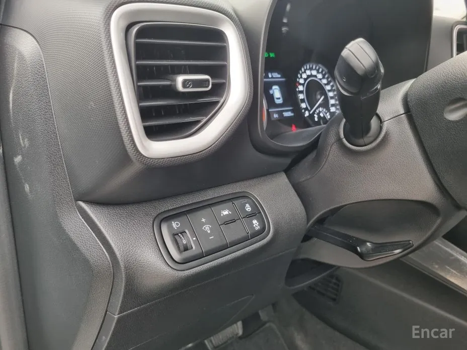 Фото 15 - Hyundai Venue