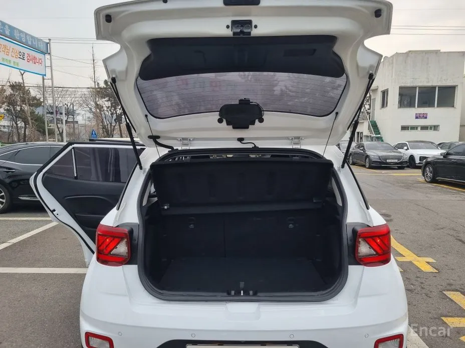 Фото 5 - Hyundai Venue