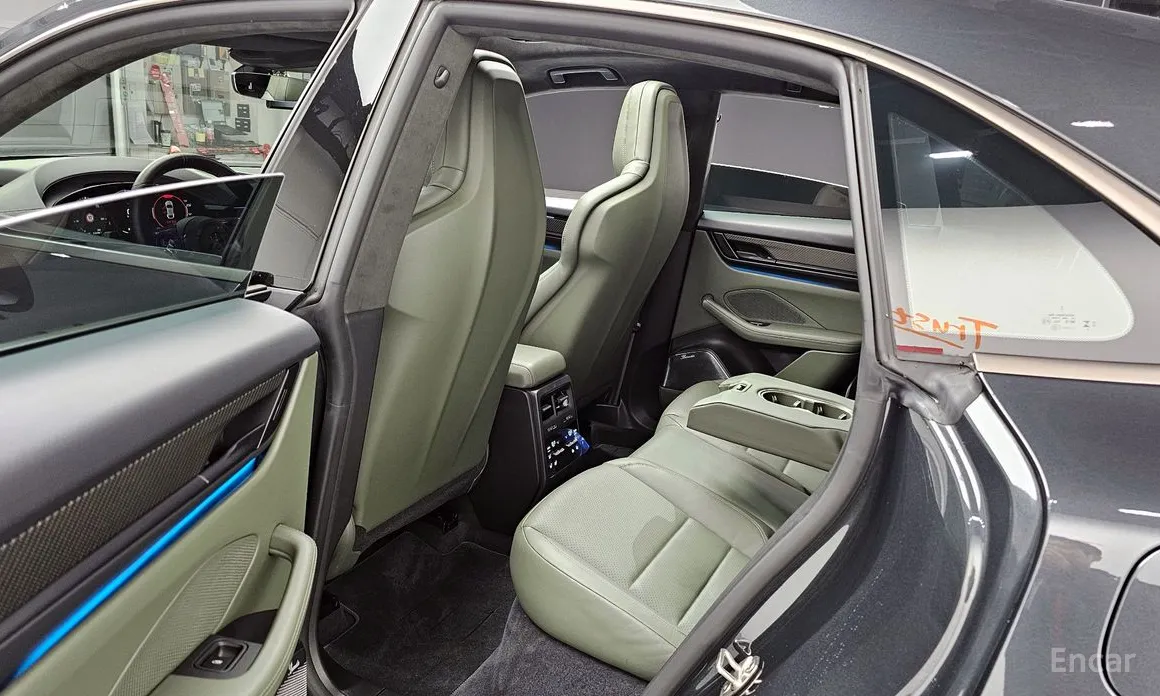 Фото 11 - Porsche Macan