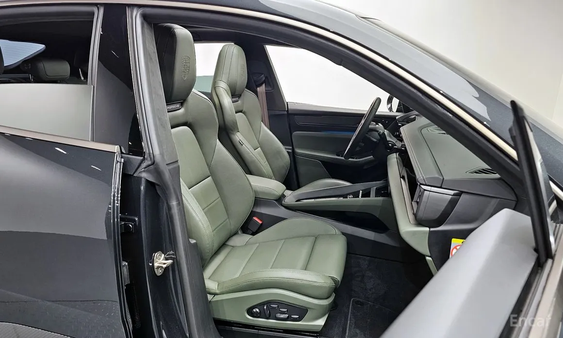 Фото 12 - Porsche Macan