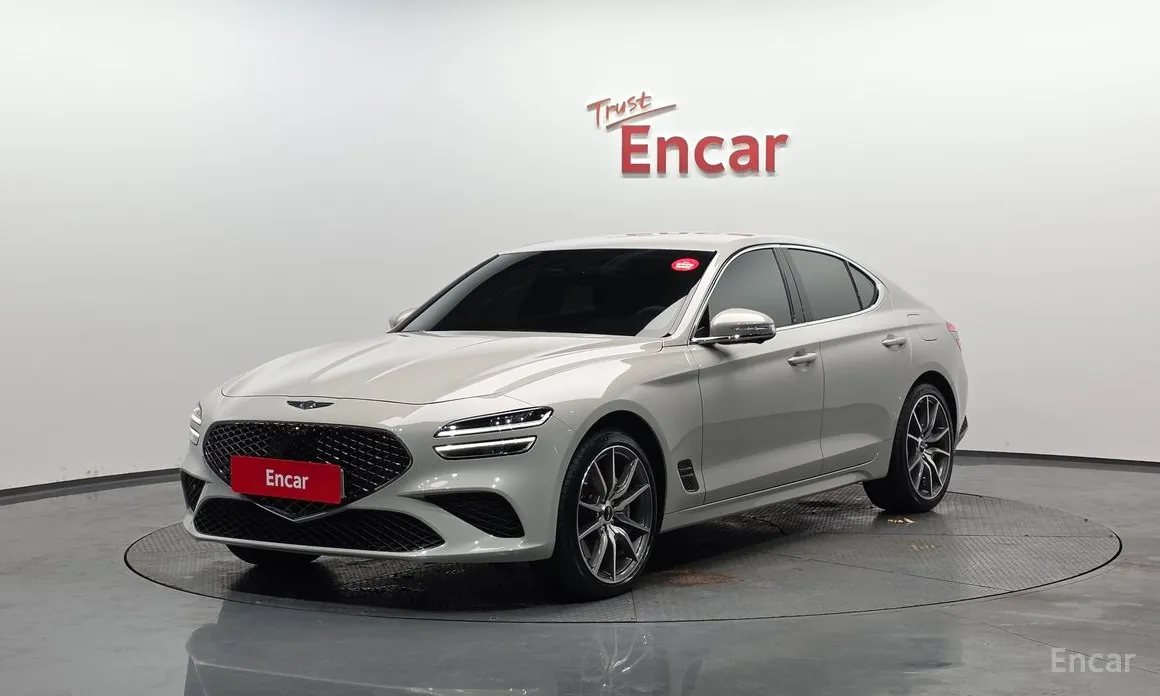 Фото 1 - Genesis G70