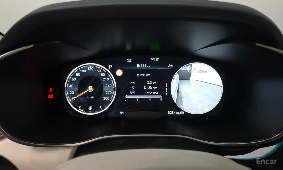 Фото 8 - Genesis G70