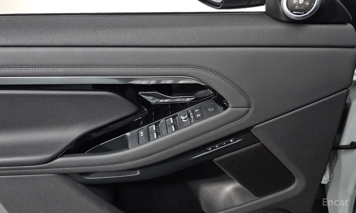 Фото 17 - Land Rover Range Rover Evoque