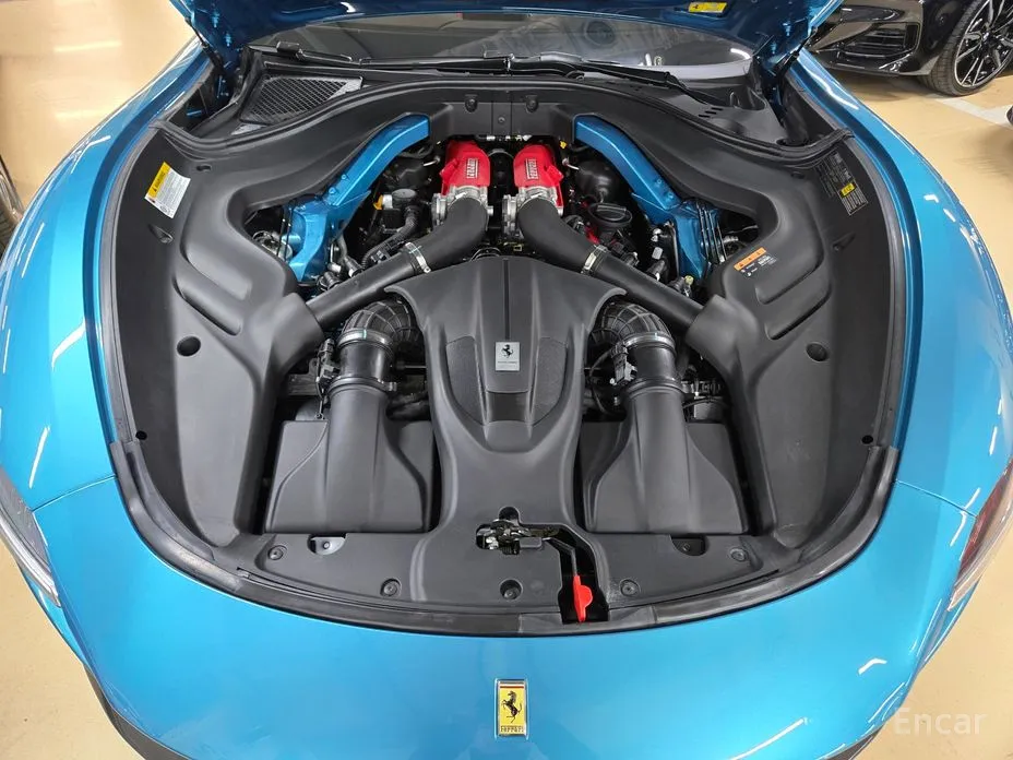 Фото 5 - Ferrari Roma