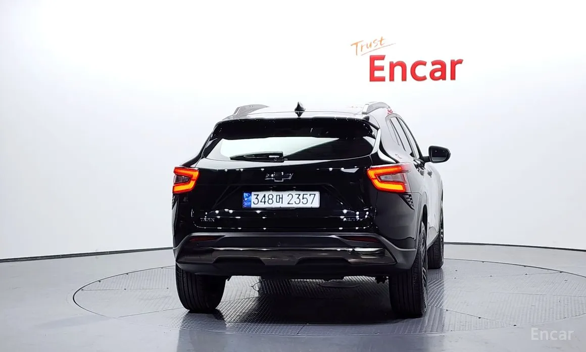 Фото 4 - Chevrolet Trax