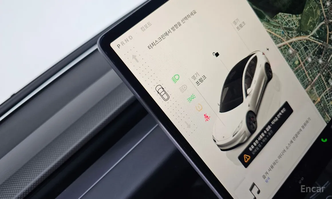 Фото 9 - Tesla Model 3