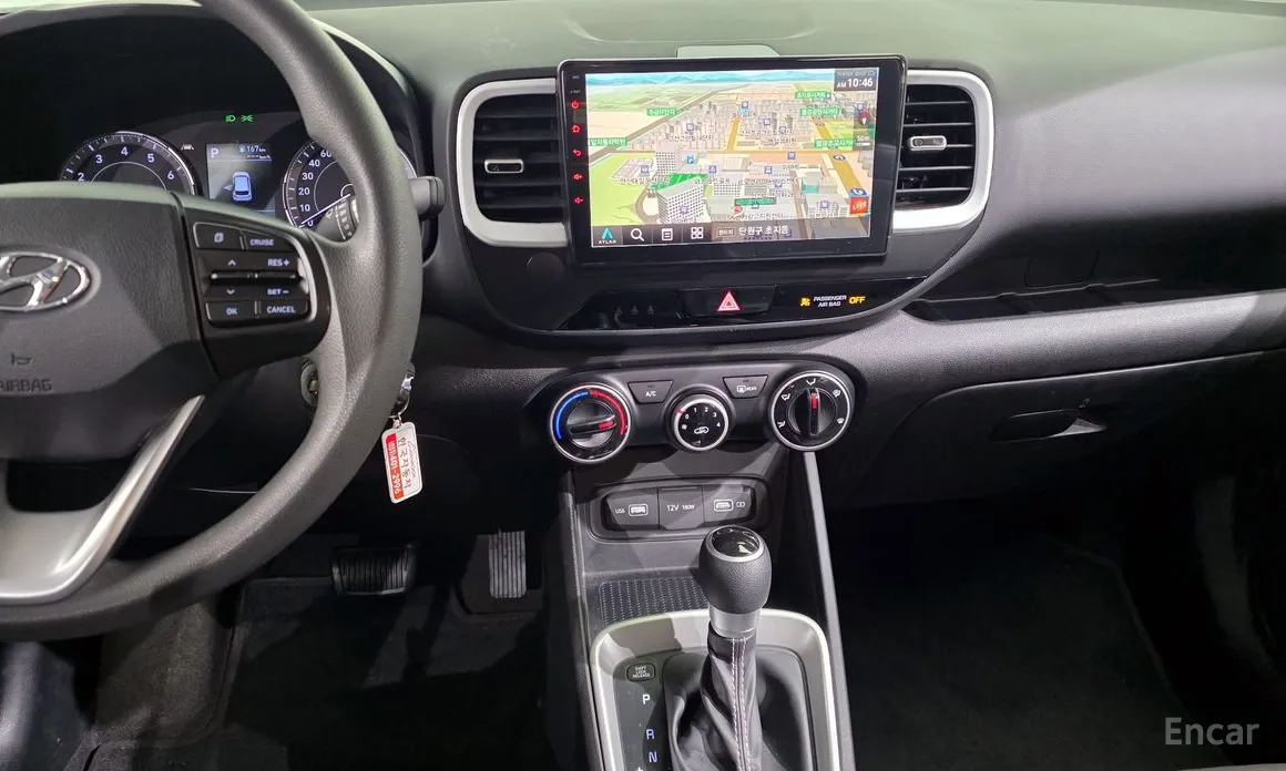 Фото 20 - Hyundai Venue