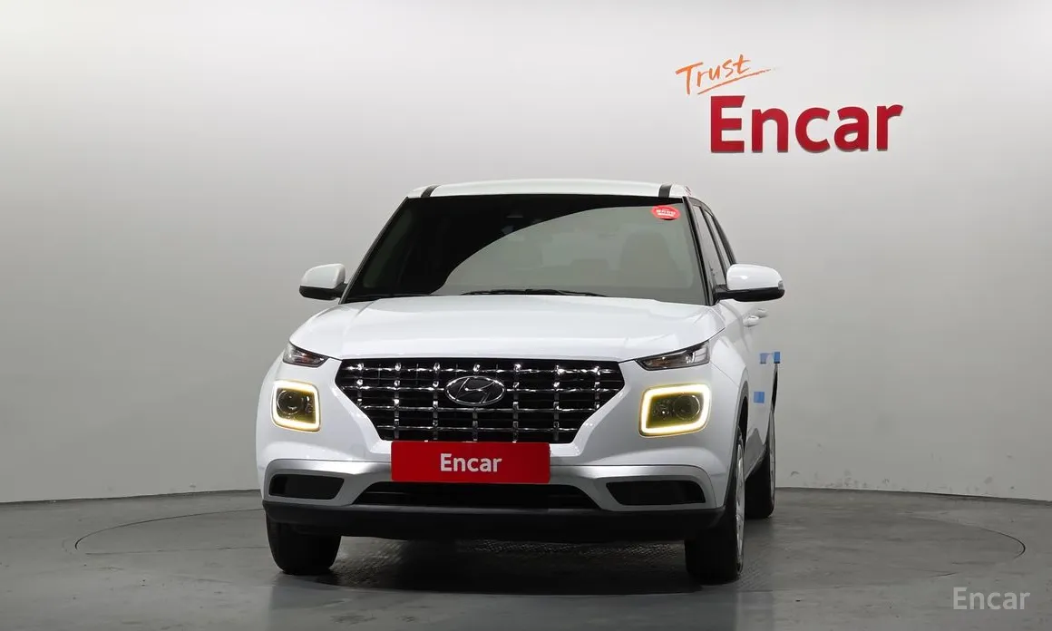 Фото 3 - Hyundai Venue