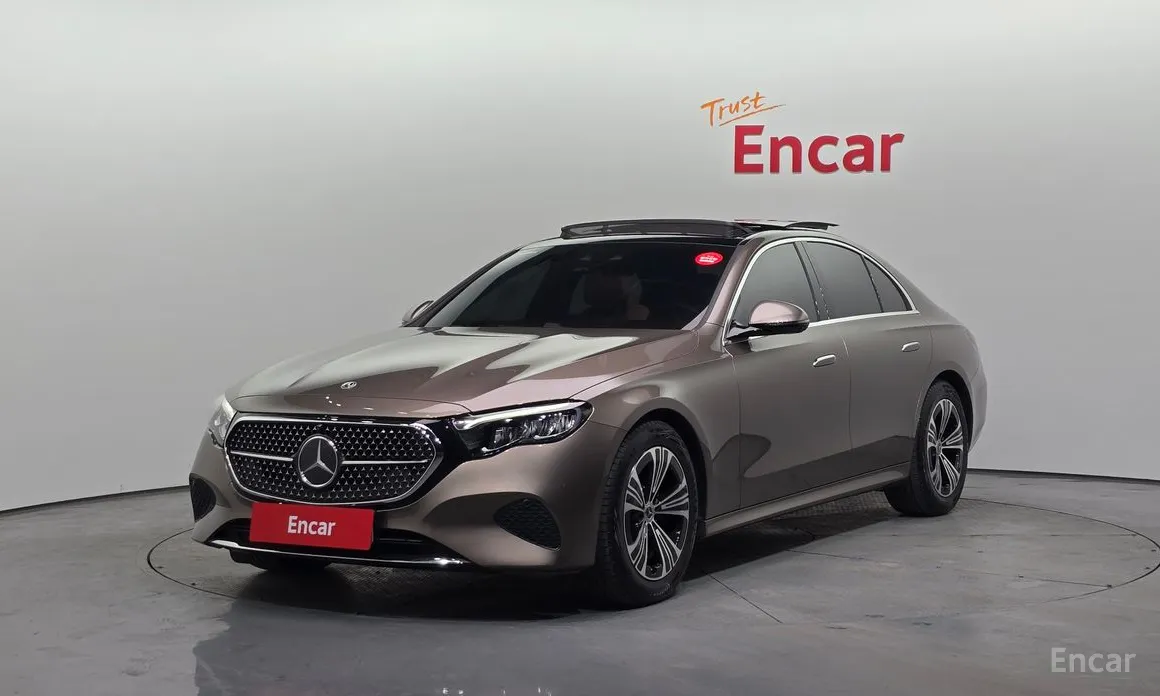 Фото 1 - Mercedes-Benz E-Class