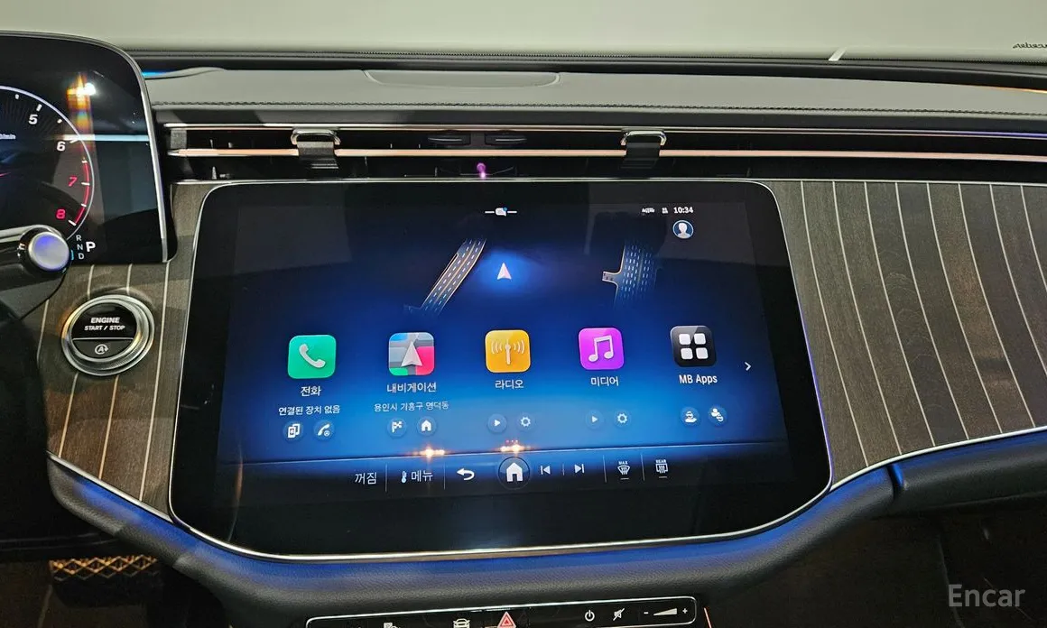 Фото 16 - Mercedes-Benz E-Class