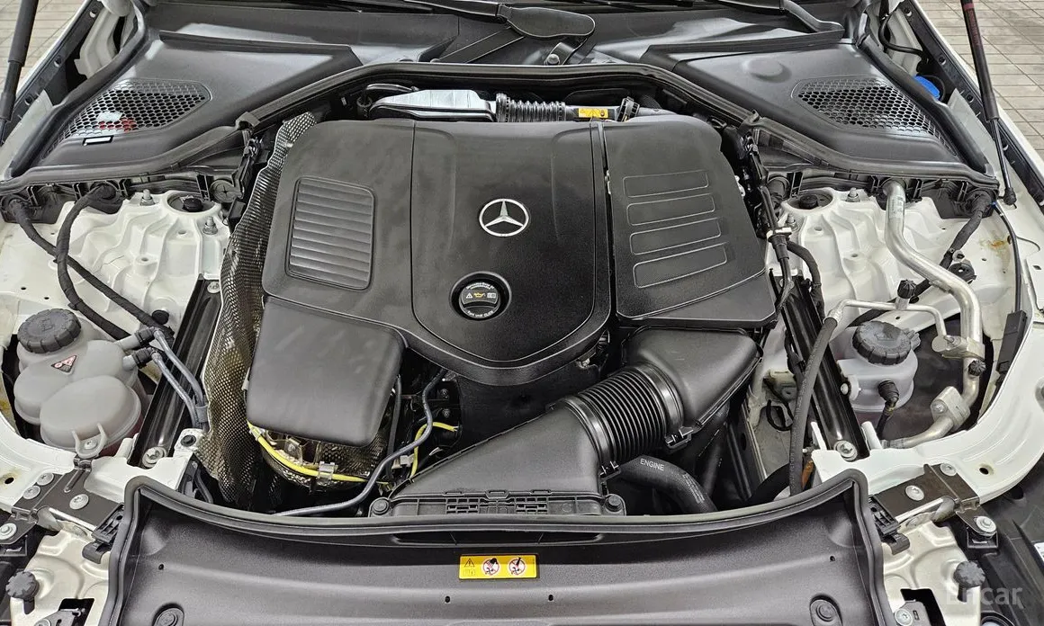 Фото 6 - Mercedes-Benz E-Class