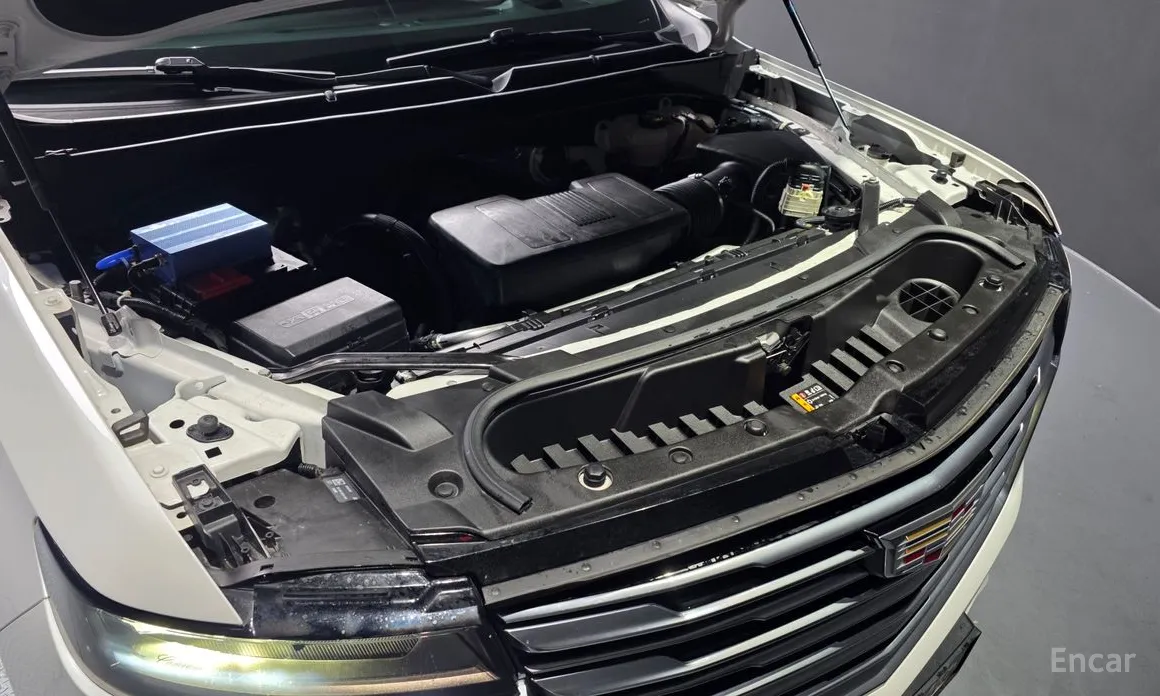 Фото 6 - Cadillac Escalade