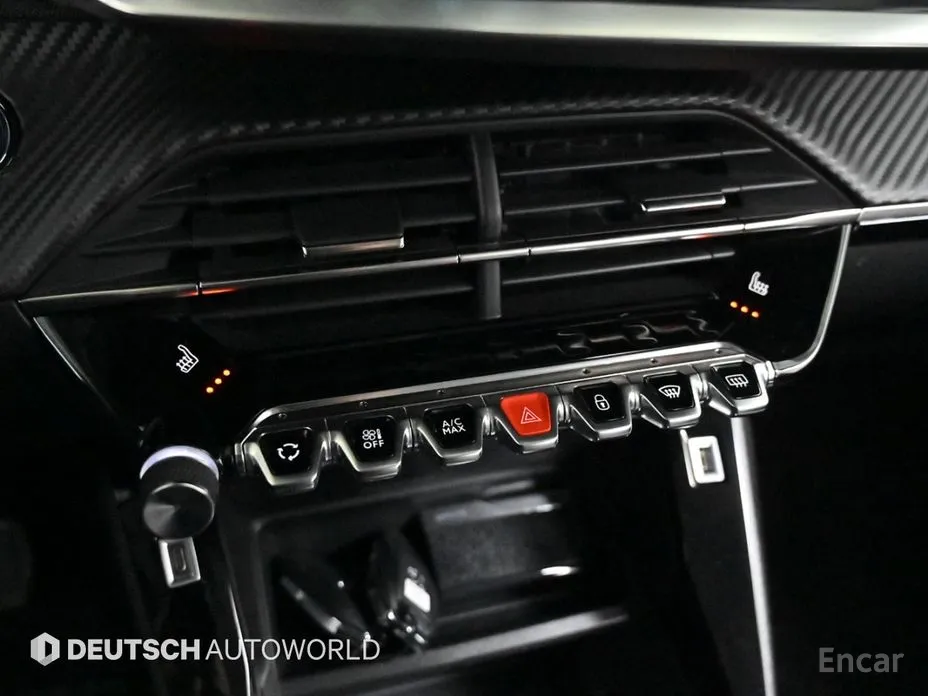 Фото 17 - Peugeot 2008