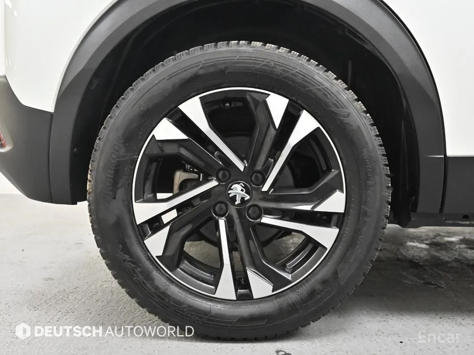 Фото 5 - Peugeot 2008