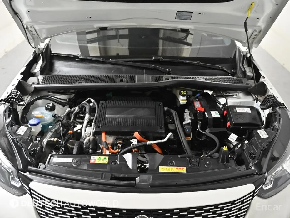 Фото 6 - Peugeot 2008