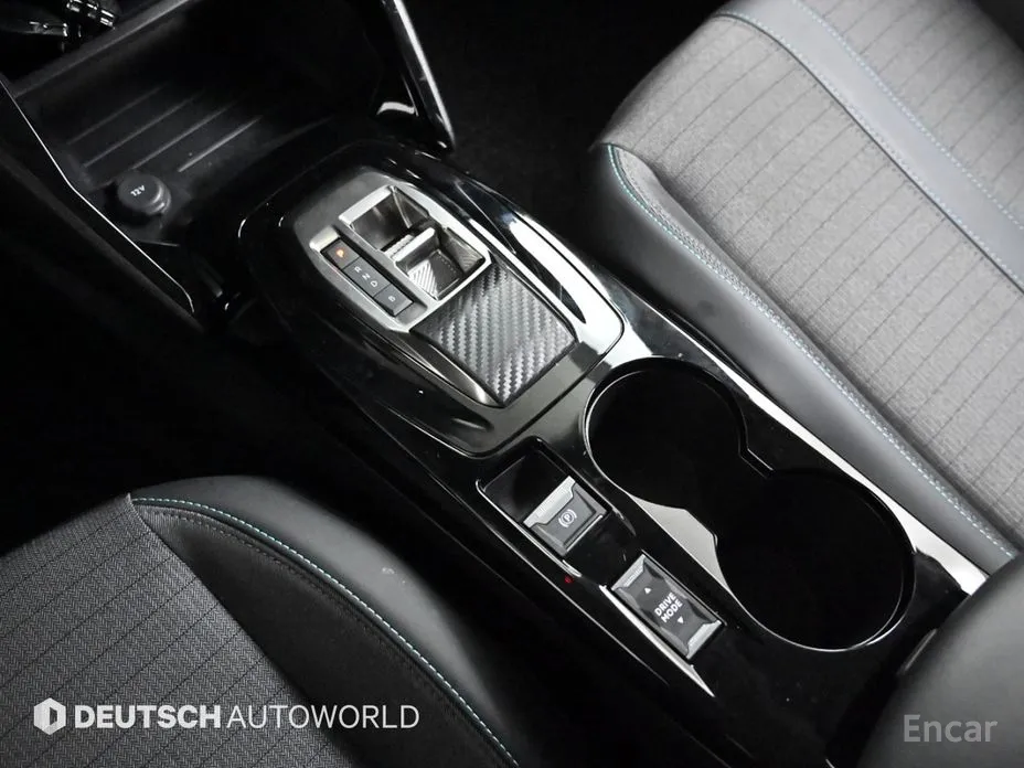 Фото 9 - Peugeot 2008