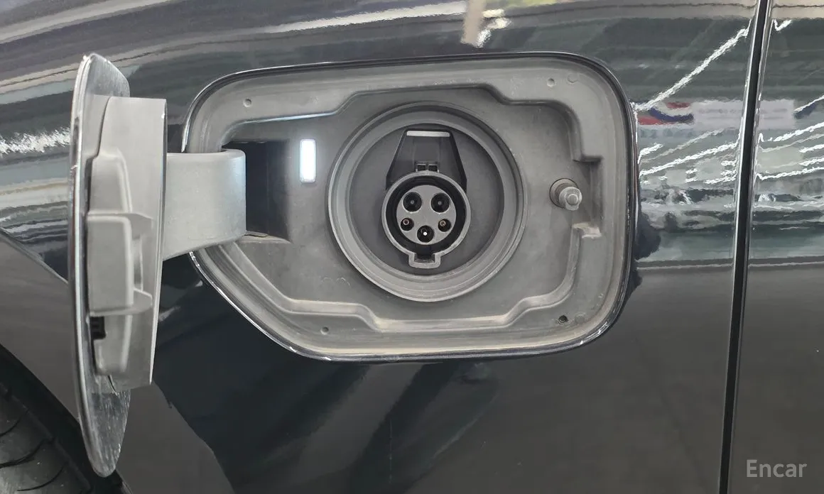 Фото 18 - BMW 3 Series