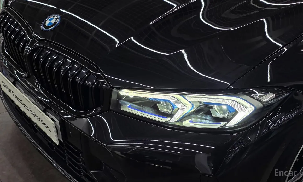 Фото 19 - BMW 3 Series