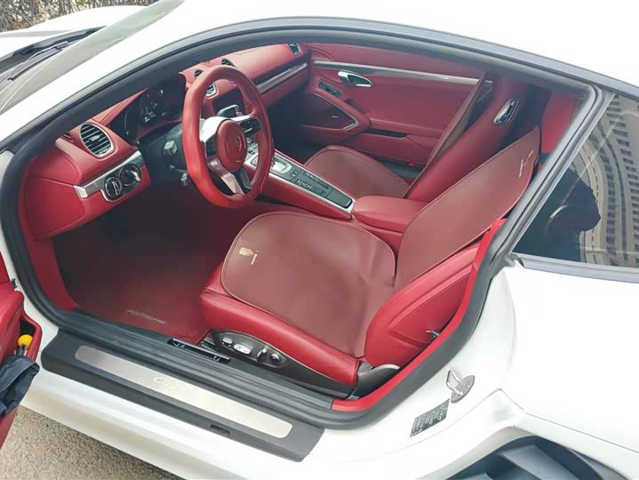 Фото 9 - Porsche 718