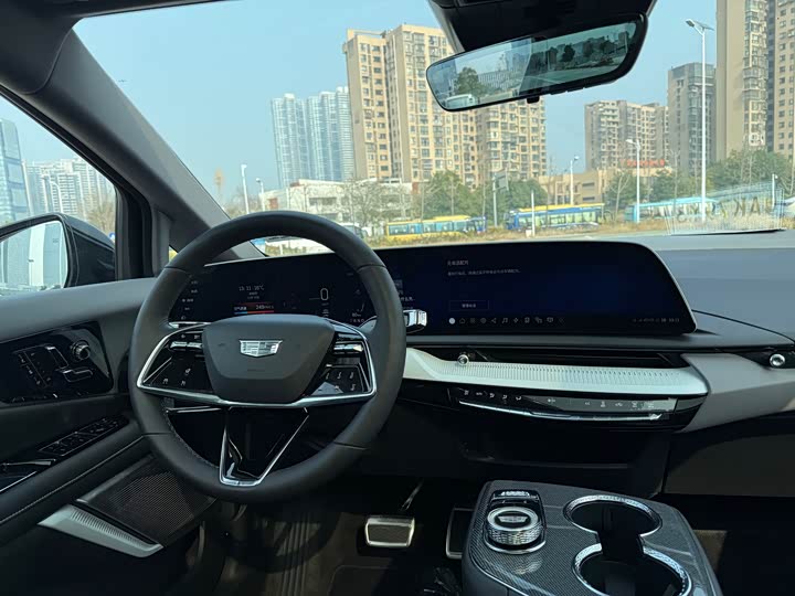 Фото 5 - Cadillac Optiq