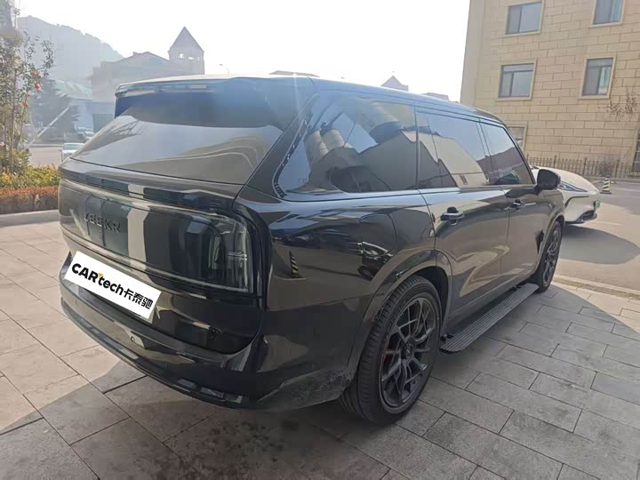 Фото 2 - Zeekr 9X