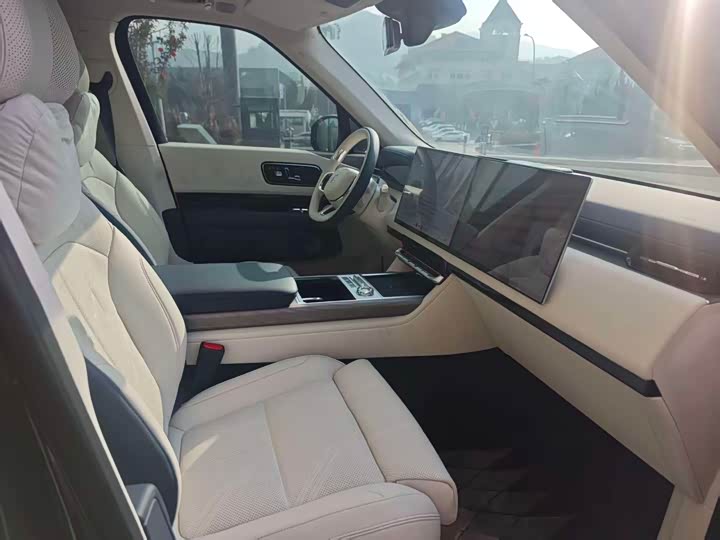 Фото 6 - Zeekr 9X